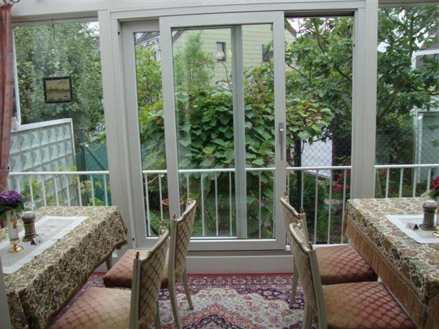 Haus Mooren, Garni Dusseldorf