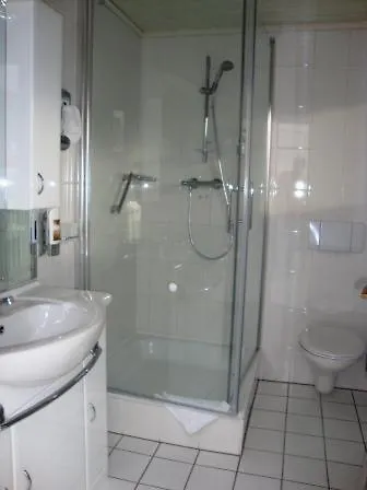 Haus Mooren, Garni Hotel Dusseldorf
