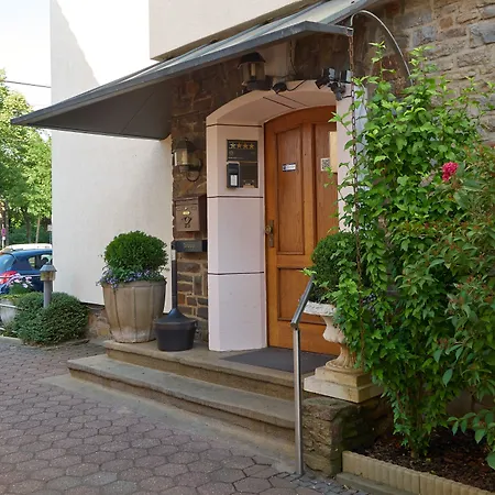 Haus Mooren, Garni Dusseldorf