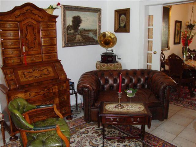 Haus Mooren, Garni