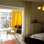 Hotel Haus Mooren, Garni